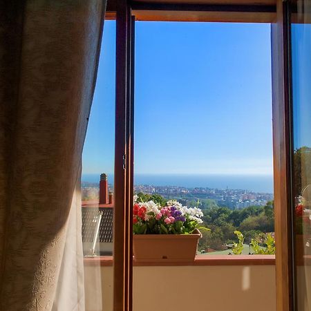 Villa Mareluna - Sea View And Garden Salerno Exteriér fotografie