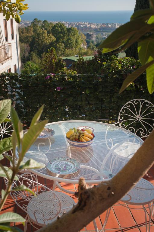 Villa Mareluna - Sea View And Garden Salerno Exteriér fotografie