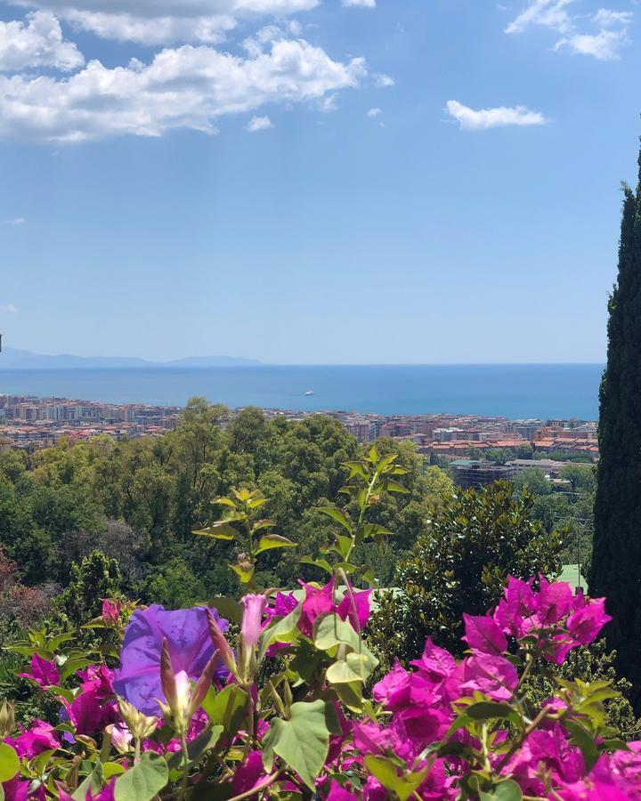Villa Mareluna - Sea View And Garden Salerno Exteriér fotografie